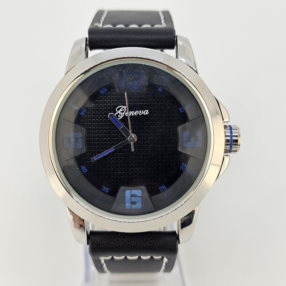 44MM Men's Minimalist Watch Black Dial Black Faux Leather Bands New Battery